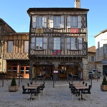 Bed and Breakfast Cafe De France Оза Экстерьер фото