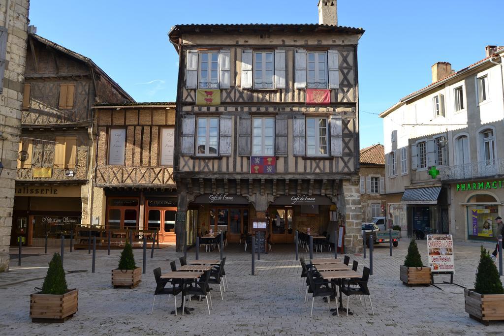 Bed and Breakfast Cafe De France Оза Экстерьер фото