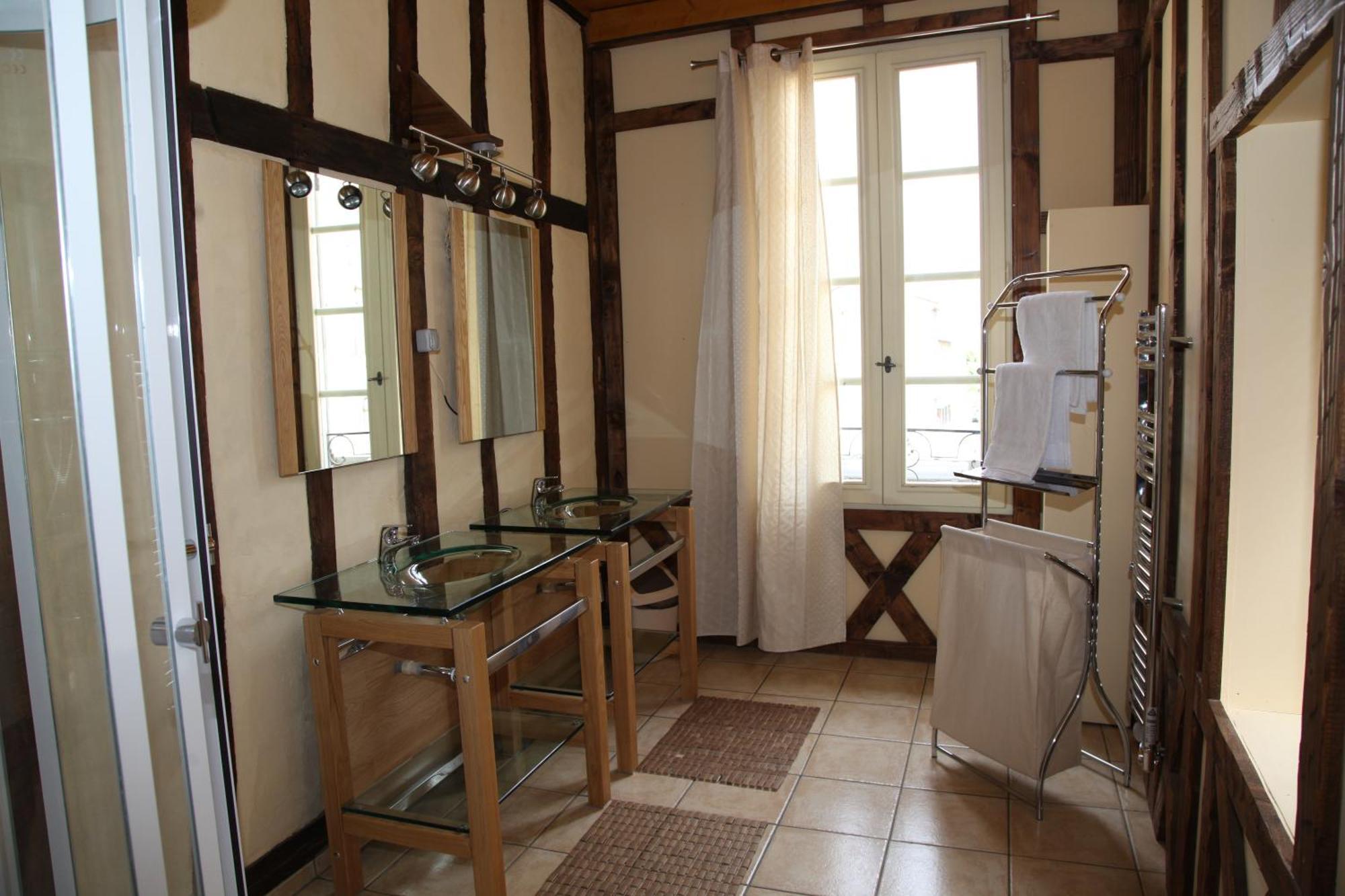 Bed and Breakfast Cafe De France Оза Экстерьер фото